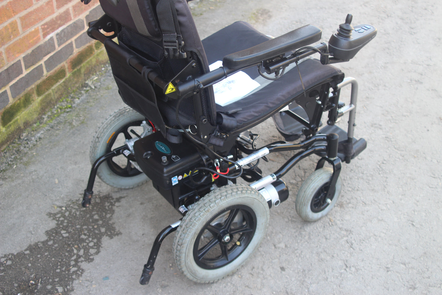 Karma Ergo Electric Wheelchair Off Board Charging 4MPH Powerchair