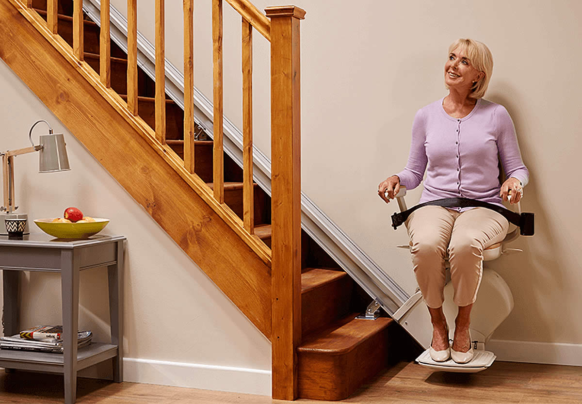 Acorn Brooks Slimline 130 Reconditioned Stairlift Fitted Installed by MobilityX