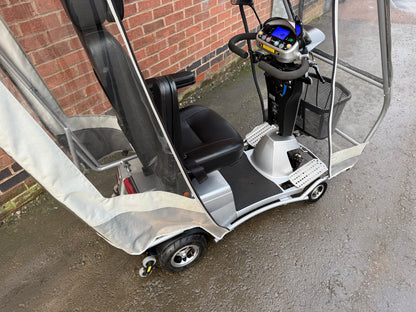 Quingo Vitess Mobility Scooter Buggy 8MPH Inc Canopy Good Condition