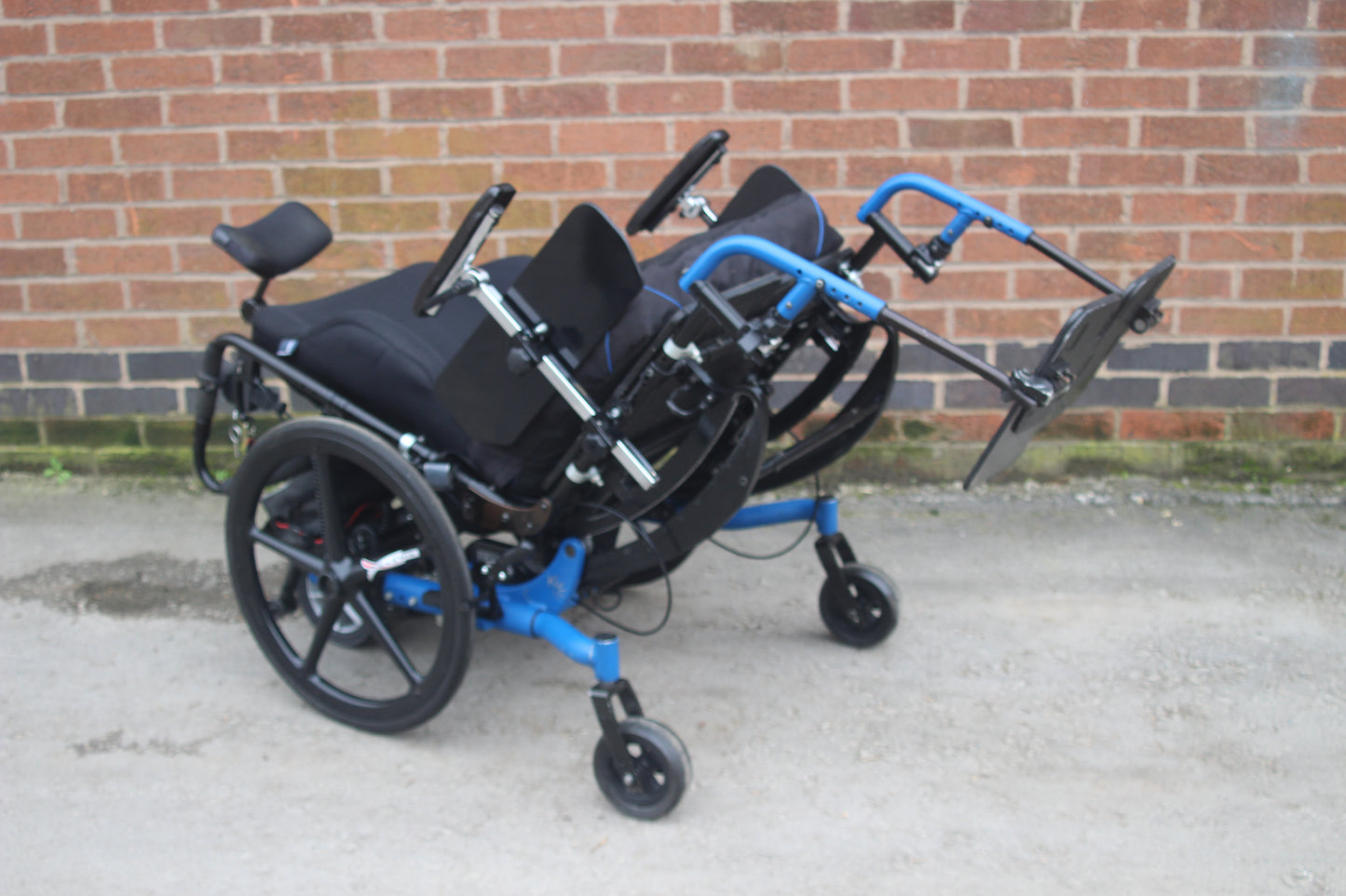 Ki Focus CR Tilt In Space Wheelchair Mobility Chair 50 Degree Tilt TGA PowerPack