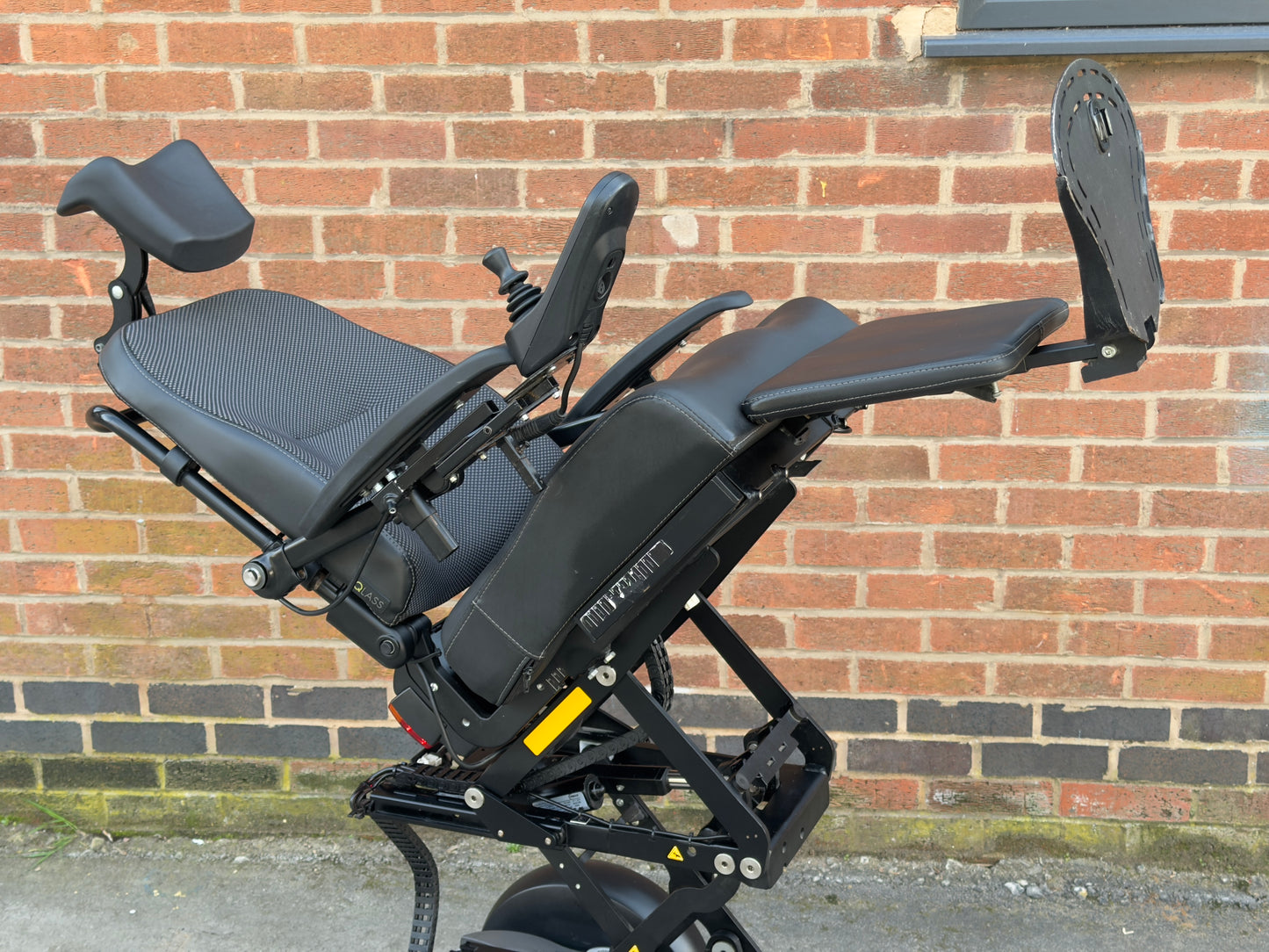 You-Q Electric Rising Wheelchair Lifter Tilt Recline Powerchair