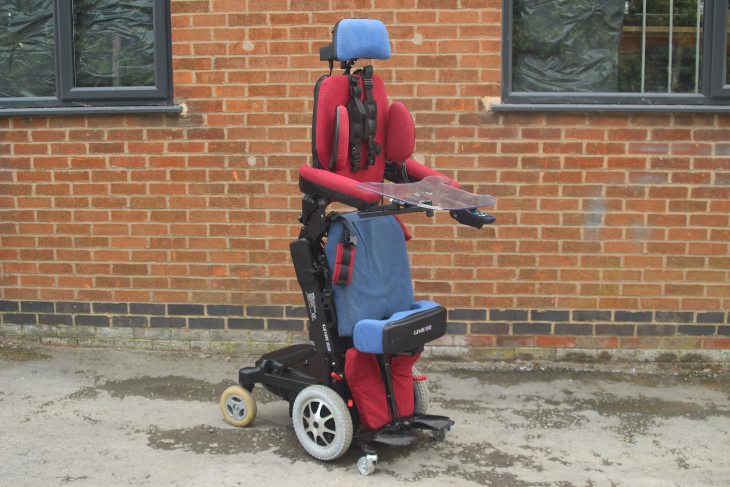 Genie V2 EasyRise Standing Electric Wheelchair Stand Up Powerchair Wheelchair