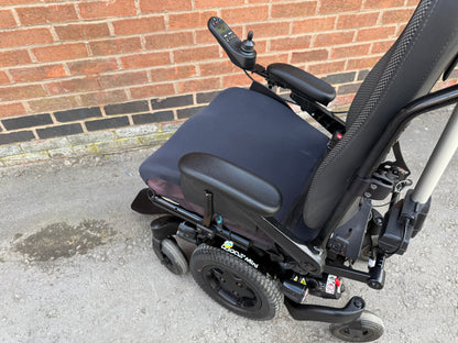 QUICKIE Q300M MINI USED SECOND HAND ELECTRIC RECLINE TILT MOBILITY POWERCHAIR WHEELCHAIR