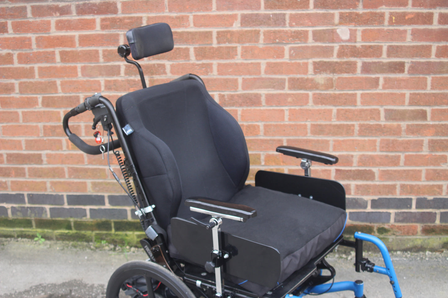 Ki Focus CR Tilt In Space Wheelchair Mobility Chair 50 Degree Tilt TGA PowerPack