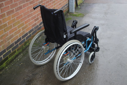 Invacare Action 4NG Self Propelled Wheelchair Adjustable Leg Rests