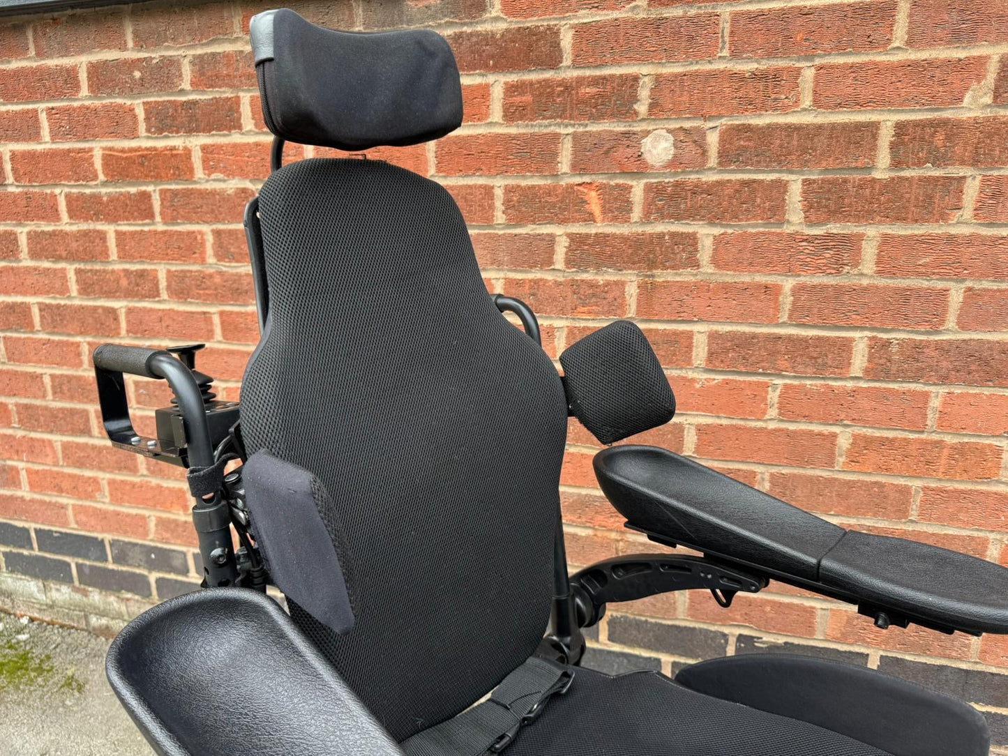 Quickie Salsa M2 6MPH Electric Leg Rest Tilt Recline MND Electric Wheelchair Powerchair Refurbished Pre-Owned