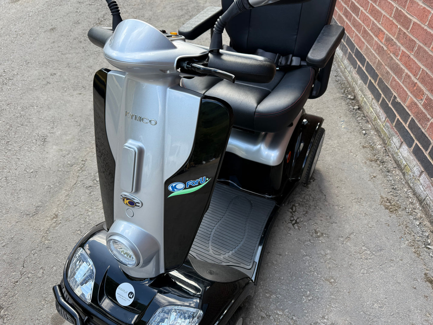 Kymco Maxi XLS 8MPH Mobility Scooter Buggy Puncture Proof Tyres (2024)