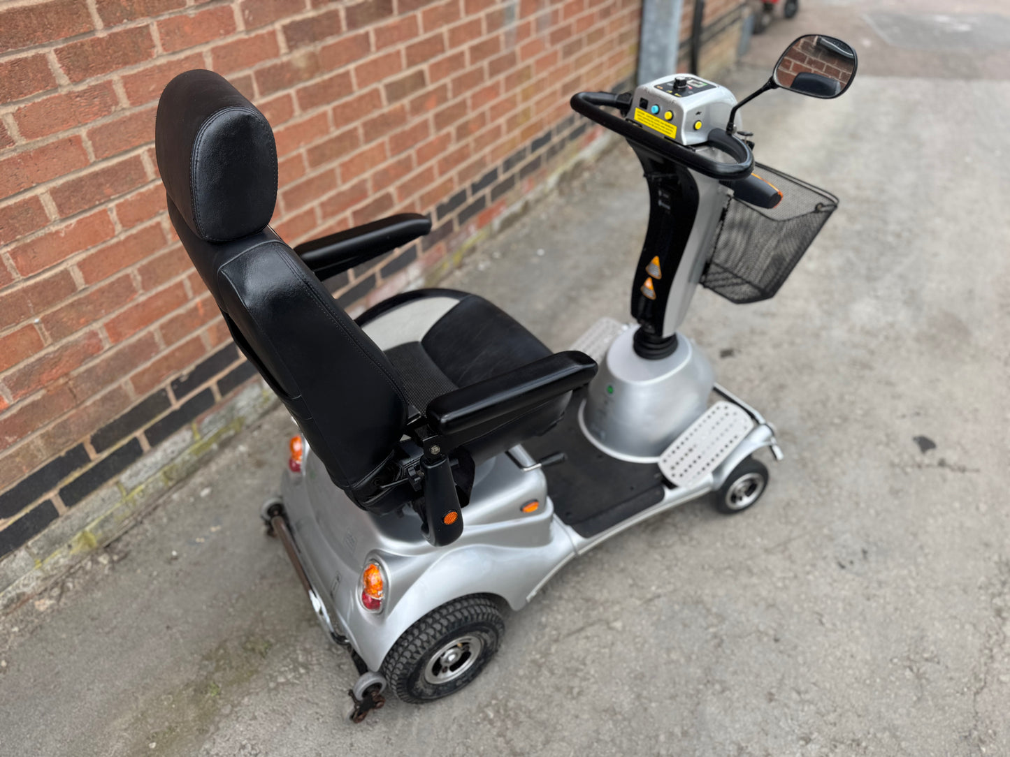 Quingo Plus 8MPH Mobility Scooter Suspension Used Refurbished Buggy