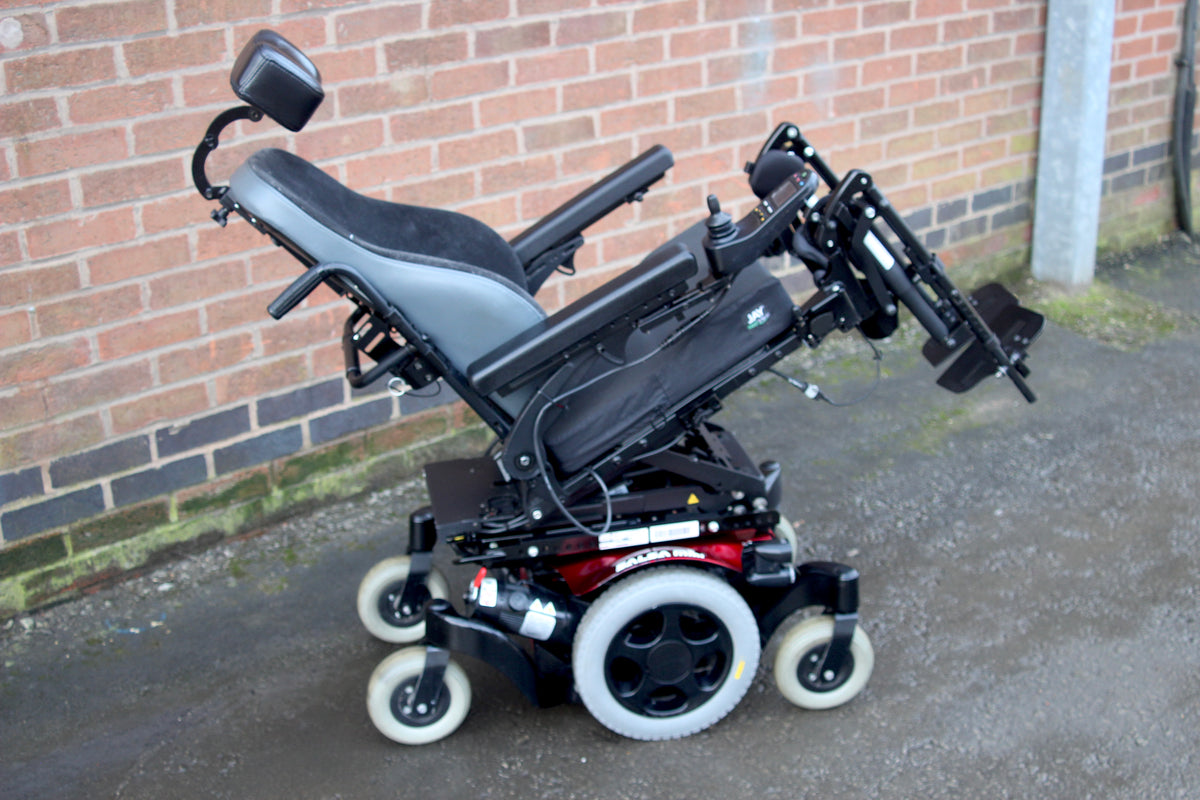 Quickie Salsa Mini M2 6MPH MWD Electric Wheelchair Powerchair Electric Leg Rests MND Riser Tilt