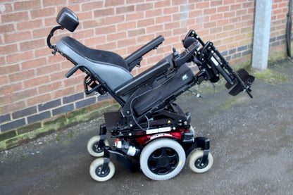 Quickie Salsa Mini M2 6MPH MWD Electric Wheelchair Powerchair Electric Leg Rests MND Riser Tilt