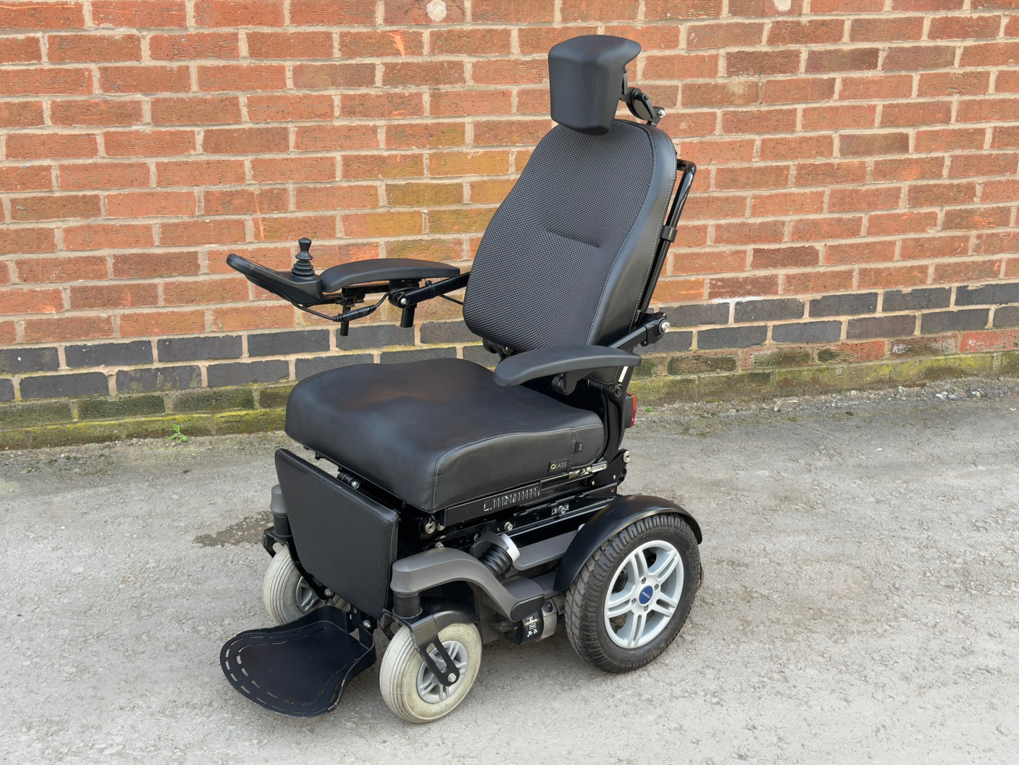 You-Q Electric Rising Wheelchair Lifter Tilt Recline Powerchair