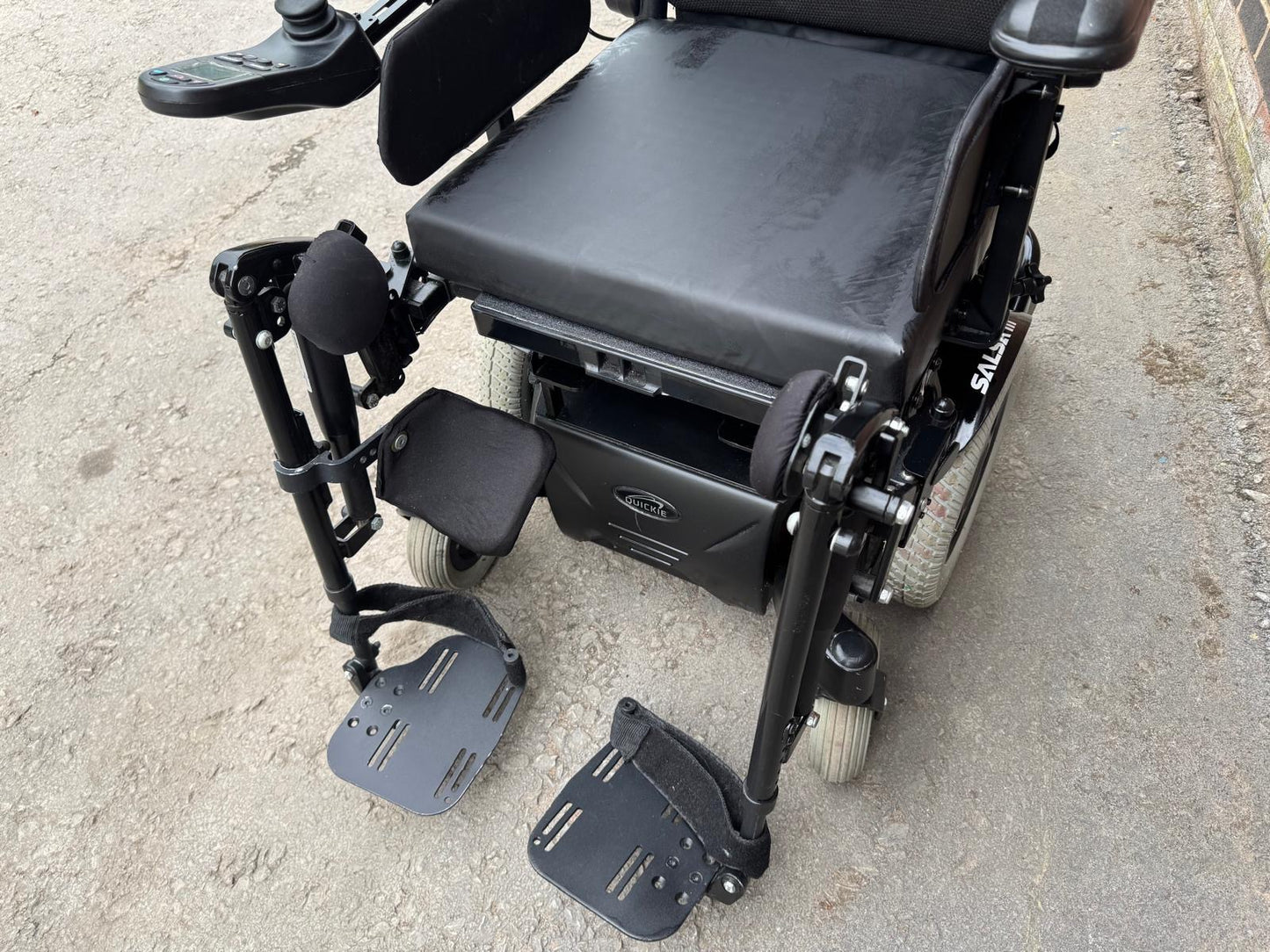 Quickie Salsa M2 6MPH Electric Leg Rest Tilt Recline MND Electric Wheelchair Powerchair Refurbished Pre-Owned