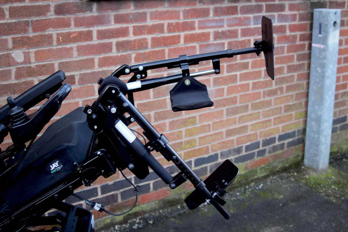 Quickie Salsa Mini M2 6MPH MWD Electric Wheelchair Powerchair Electric Leg Rests MND Riser Tilt