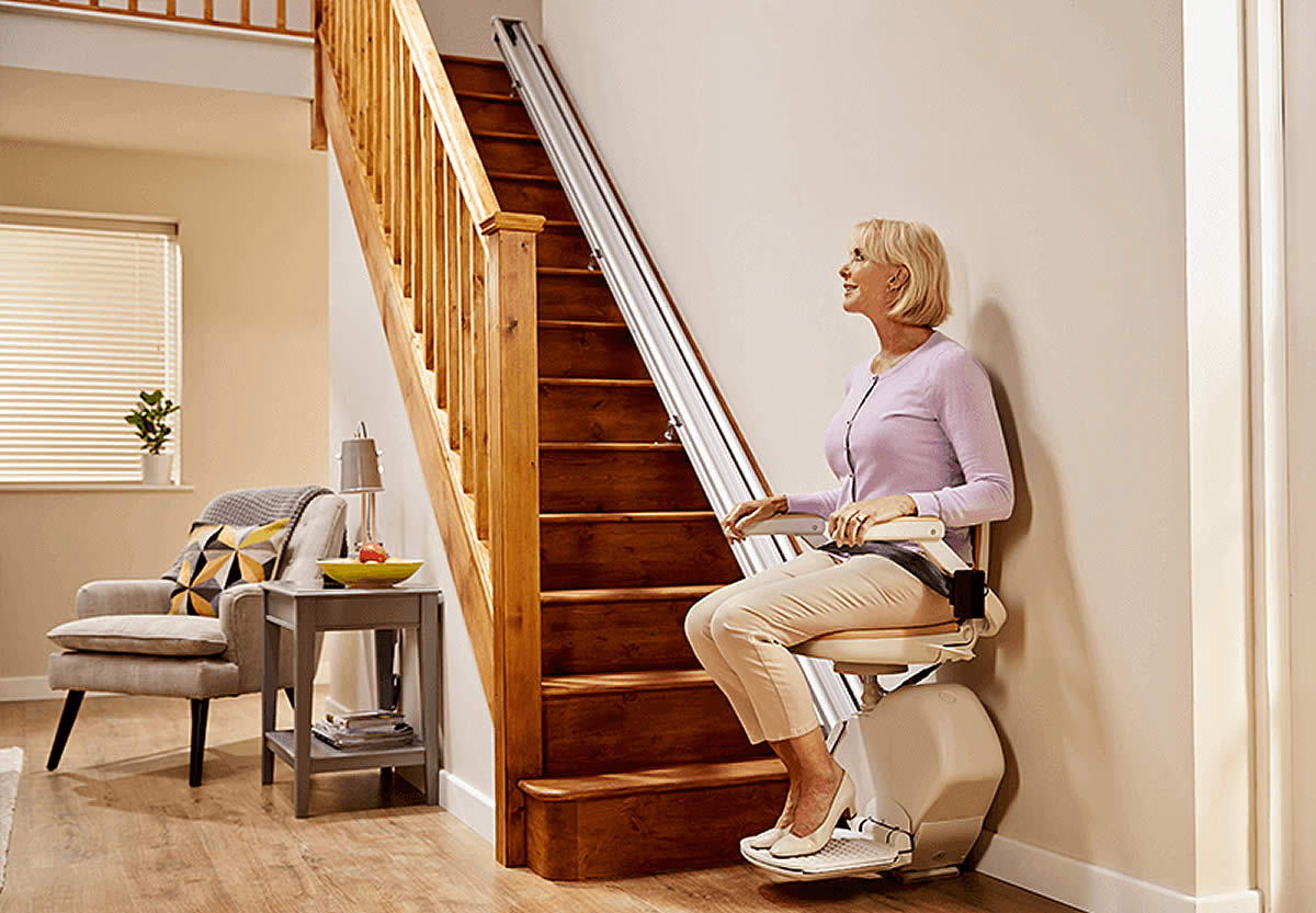 Acorn Brooks Slimline 130 Reconditioned Stairlift Fitted Installed by MobilityX