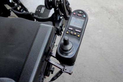 Quickie Salsa Mini M2 6MPH MWD Electric Wheelchair Powerchair Electric Leg Rests MND Riser Tilt