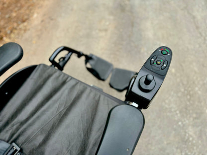 INVACAERE FOX USED SECOND HAND ELECTRIC WHEELCHAIR POWERCHAIR TRANSPORTABLE PORTABLE TRAVEL