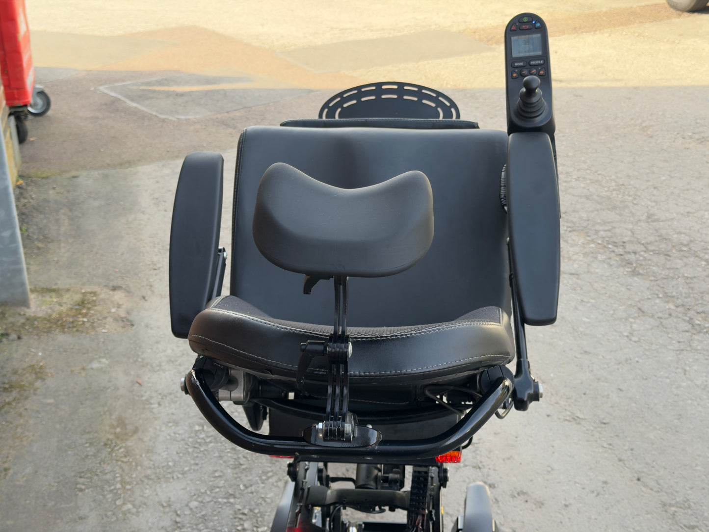 You-Q Electric Rising Wheelchair Lifter Tilt Recline Powerchair
