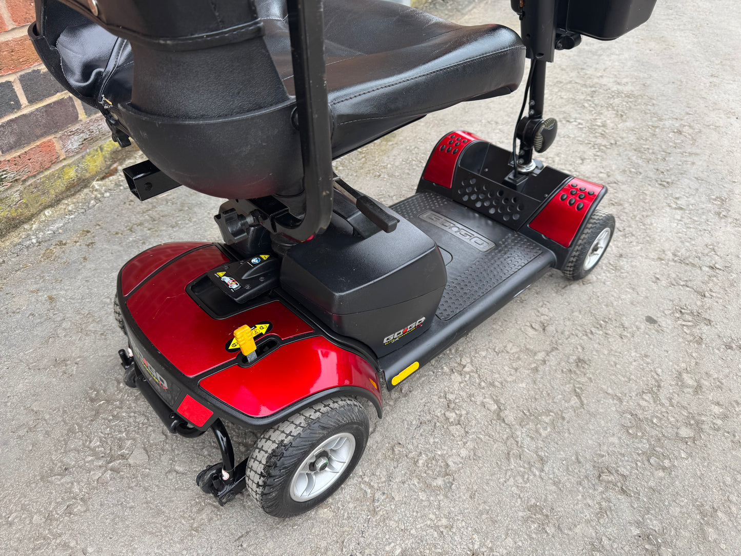 Pride Go Go Elite Traveller LX 4MPH Mobility Scooter Boot Scooter Reconditioned
