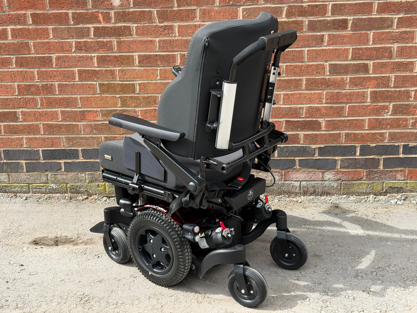 Quickie Q300M Mini Riser Tilt Electric Wheelchair Powerchair