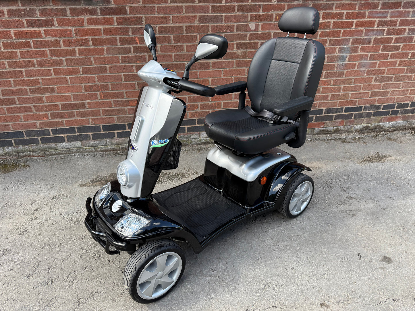 Kymco Maxi XLS 8MPH Mobility Scooter Buggy Puncture Proof Tyres (2024)