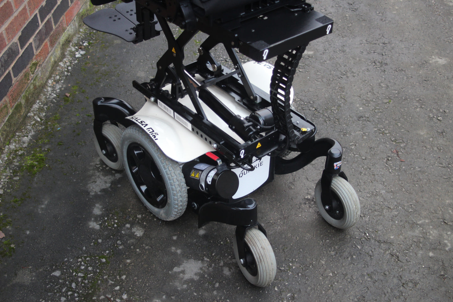 Quickie Salsa Mini M2 MWD Electric Wheelchair Powerchair MND Riser Tilt
